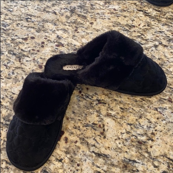 COACH | FAUX FUR SLIPPERS - Picture 1 of 7